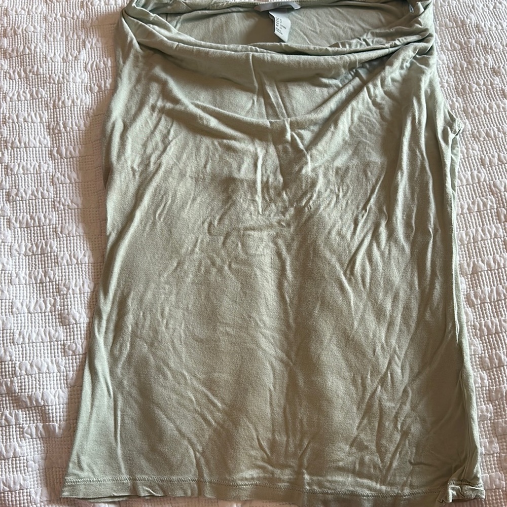 H&M light greenish tank top size small!